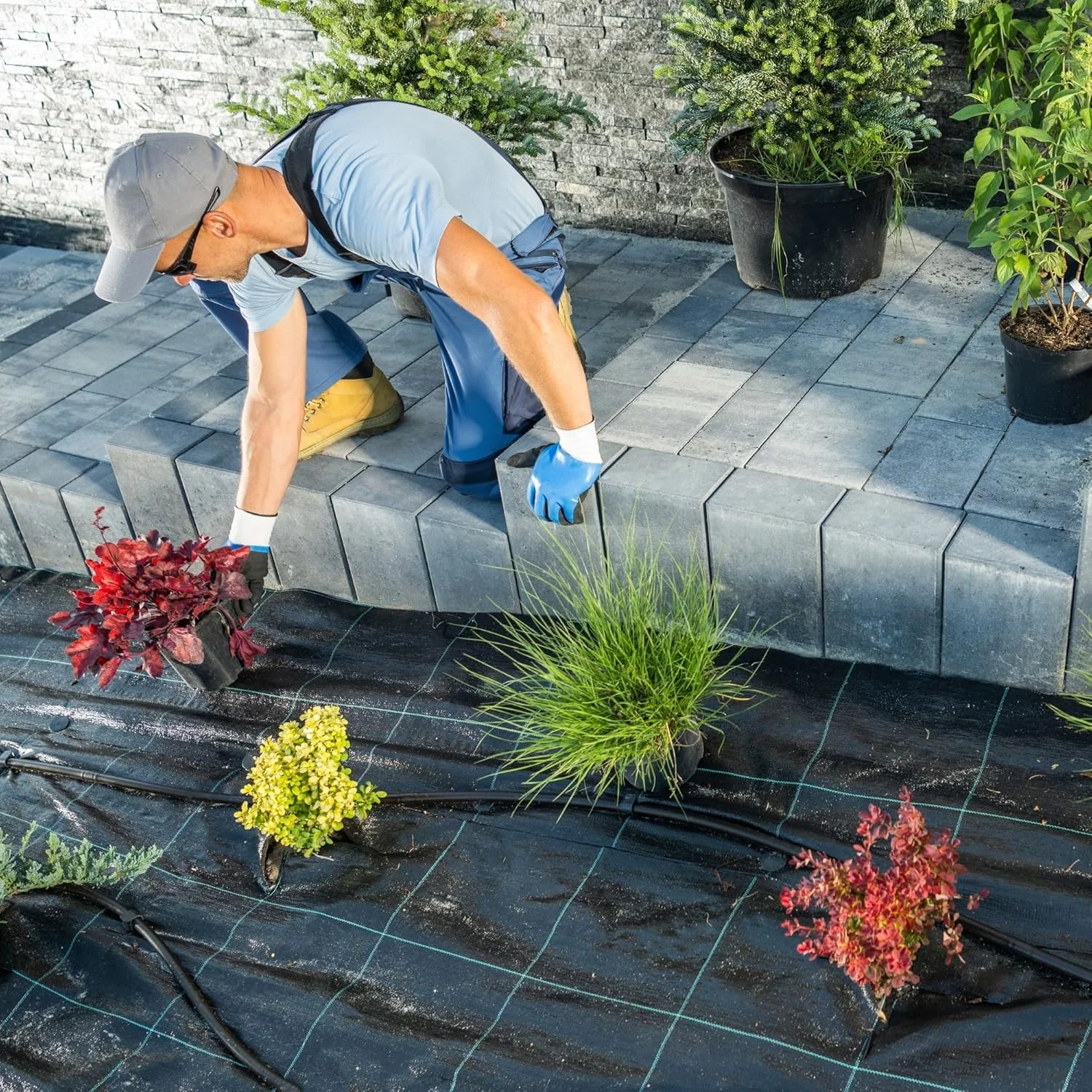 Singhal Weed Control Barrier Sheet – 100 GSM Landscape Fabric (0.60m x 50m) – thumb